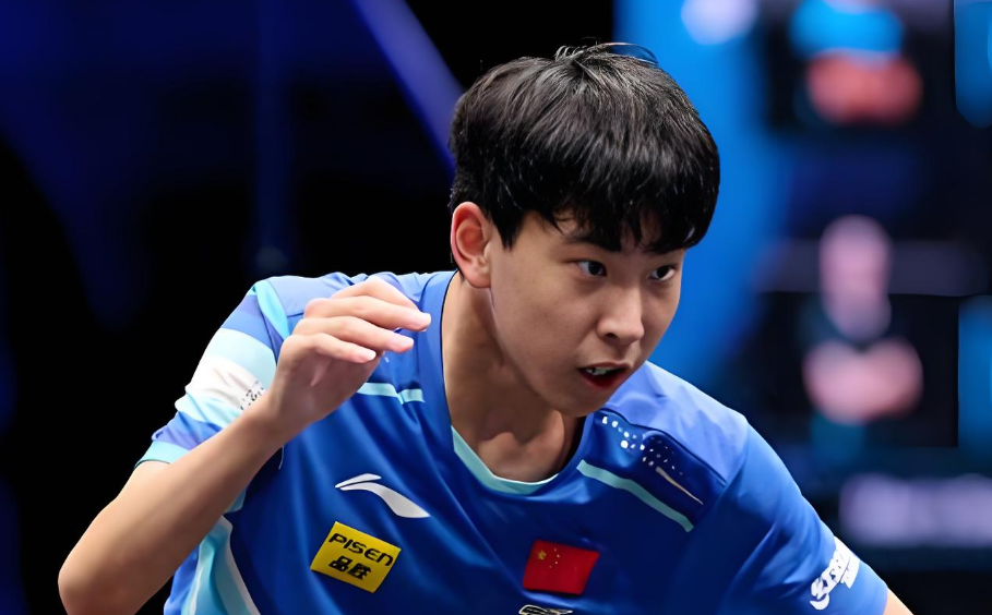 乐鱼体育app下载-3-2晋级！国乒17岁左手新星崛起：6-10极限翻盘，王皓等到他？